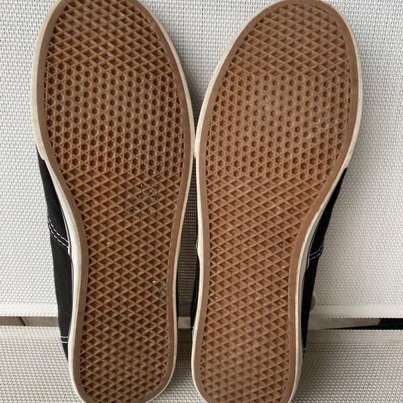 Black Vans authentic sneaker - Picture 3 of 3